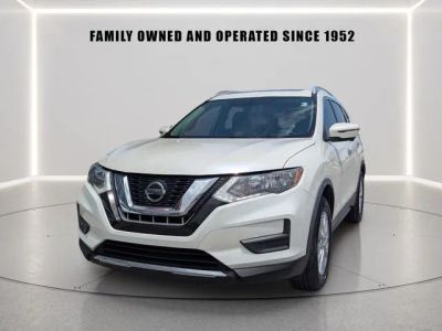 2018 Nissan Rogue — side profile view