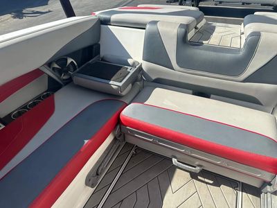 2018 Malibu 24 MXZ - Photo 18