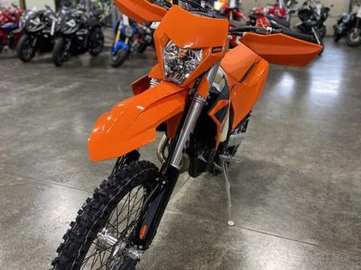 2025 KTM 450 XCF-W - Photo 3