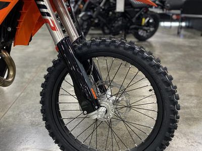 2025 KTM 450 XCF-W - Photo 15