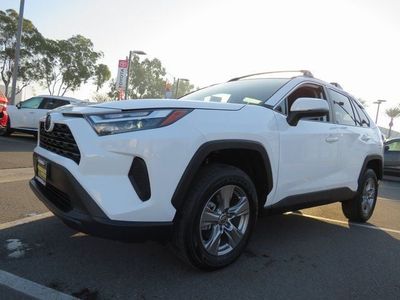 2024 Toyota RAV4 - Photo 3