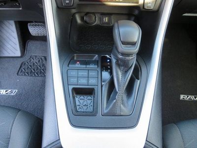 2024 Toyota RAV4 - Photo 23