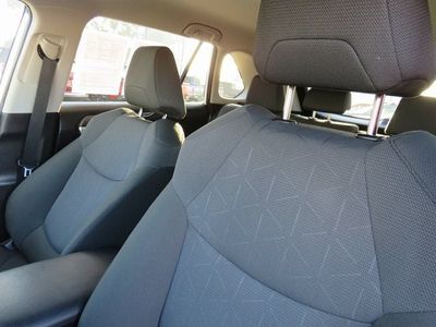 2024 Toyota RAV4 - Photo 16