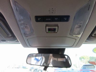 2024 Toyota RAV4 - Photo 30