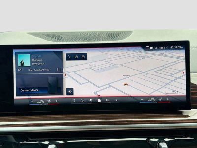 2026 BMW X5 — photo 33 view