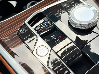 2026 BMW X5 — photo 30 view