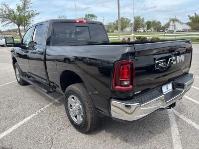 2026 RAM 3500 — photo 21 view