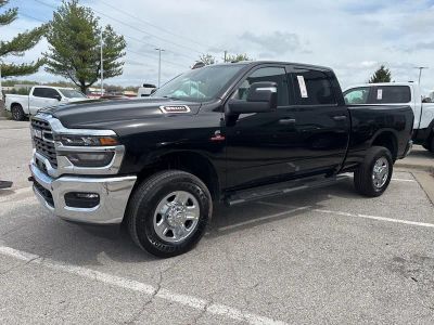 2026 RAM 3500 — photo 15 view
