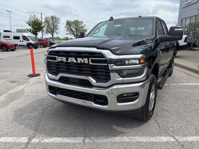 2026 RAM 3500 — photo 12 view