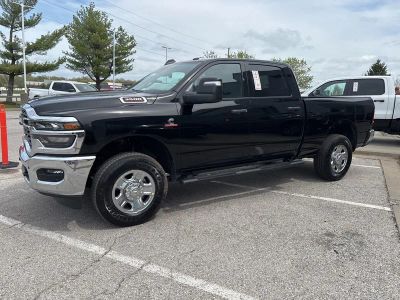 2026 RAM 3500 — photo 16 view