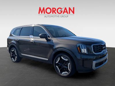 2023 Kia Telluride — side profile view