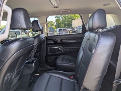 2023 Kia Telluride — photo 14 view