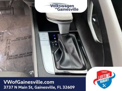 2024 Hyundai Elantra — photo 24 view