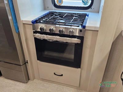 2027 Coachmen RV Chaparral — photo 18 view