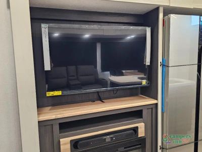 2027 Coachmen RV Chaparral — photo 41 view