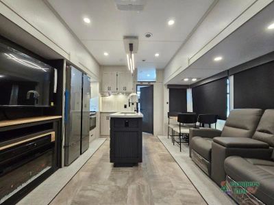 2027 Coachmen RV Chaparral — photo 9 view
