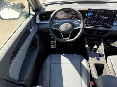 2026 Volkswagen Tiguan — photo 12 view