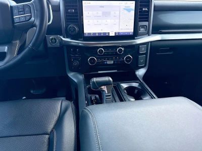 2023 Ford F-150 — photo 17 view