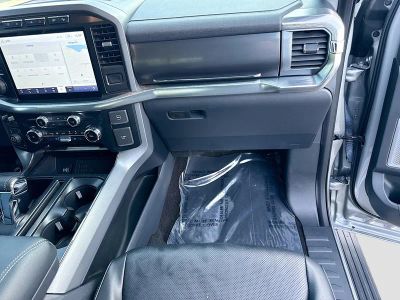 2023 Ford F-150 — photo 16 view