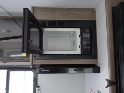 2026 Coachmen RV Freedom Express Select - Photo 28