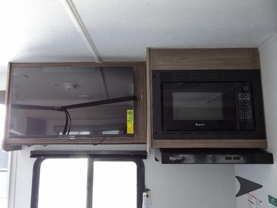 2026 Coachmen RV Freedom Express Select - Photo 27