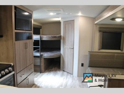 2023 Grand Design Imagine - Photo 9