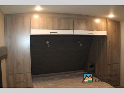 2023 Grand Design Imagine - Photo 31