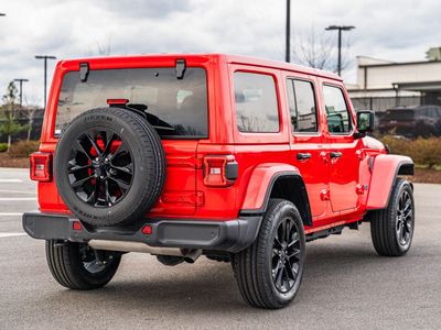 2025 Jeep Wrangler - Photo 5