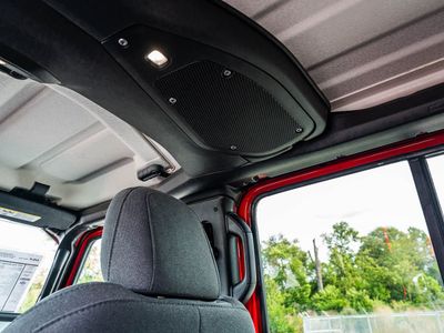 2025 Jeep Wrangler - Photo 28