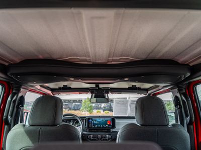 2025 Jeep Wrangler - Photo 20