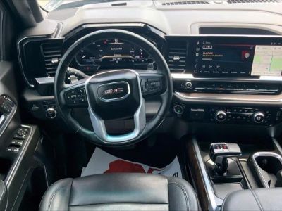 2023 GMC Sierra 1500 — detail view