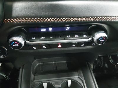 2025 Mazda CX-50 Hybrid - Photo 17