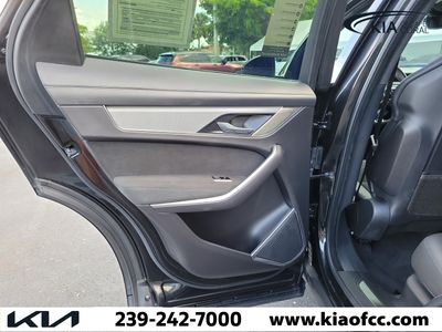 2024 Jaguar F-PACE - Photo 15