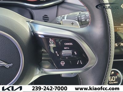 2024 Jaguar F-PACE - Photo 27
