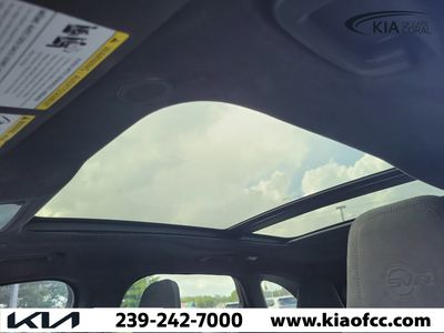 2024 Jaguar F-PACE - Photo 20