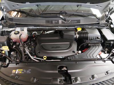 2023 Chrysler Voyager - Photo 11