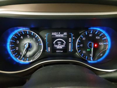 2023 Chrysler Voyager - Photo 14