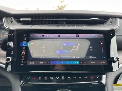 2026 Jeep Grand Cherokee — photo 15 view