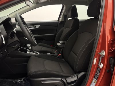 2022 Kia Forte - Photo 11
