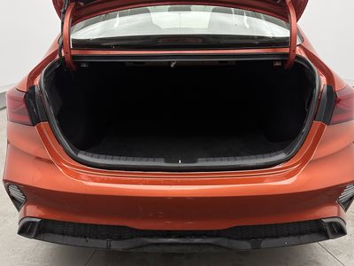 2022 Kia Forte - Photo 26