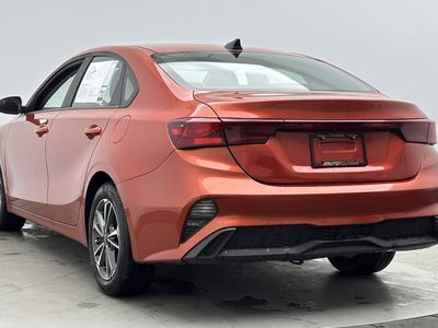 2022 Kia Forte - Photo 5