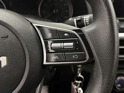 2022 Kia Forte - Photo 17
