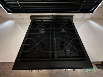 2027 Grand Design Solitude - Photo 26