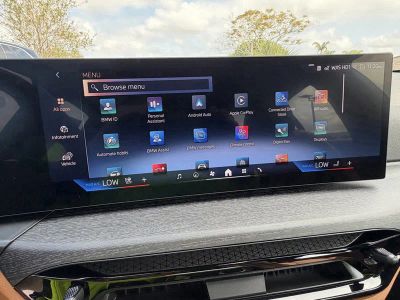2026 BMW 3 Series — photo 28 view