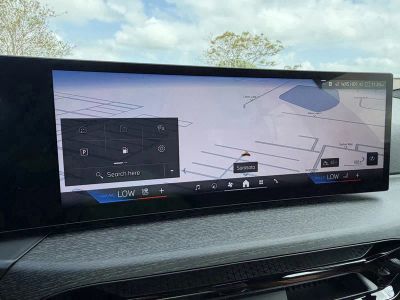 2026 BMW 3 Series — photo 29 view
