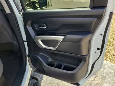 2024 Nissan Titan — photo 29 view