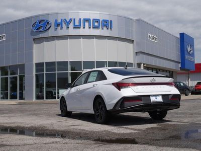 2026 Hyundai Elantra - Photo 12