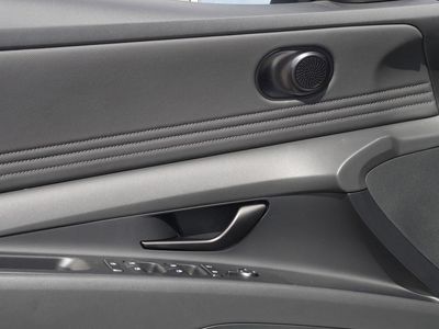 2026 Hyundai Elantra - Photo 5