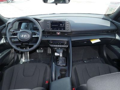 2026 Hyundai Elantra - Photo 39