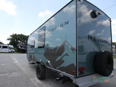 2027 Keystone RV Reign — photo 8 view